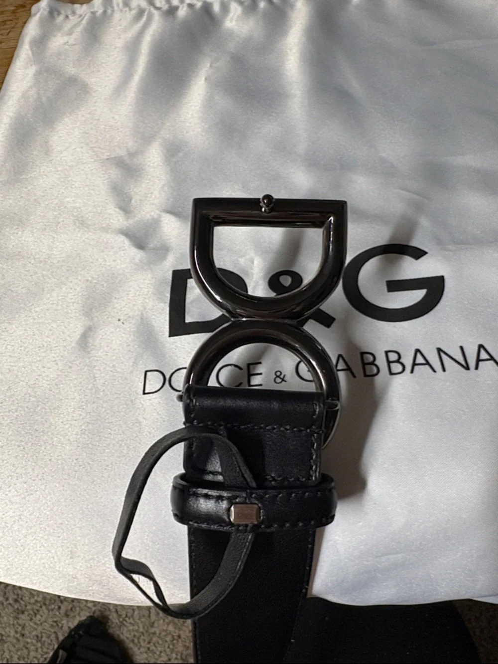 Dolce & Gabbana Black Leather Belt with Silver DG Buckle - Picture 3 of 5